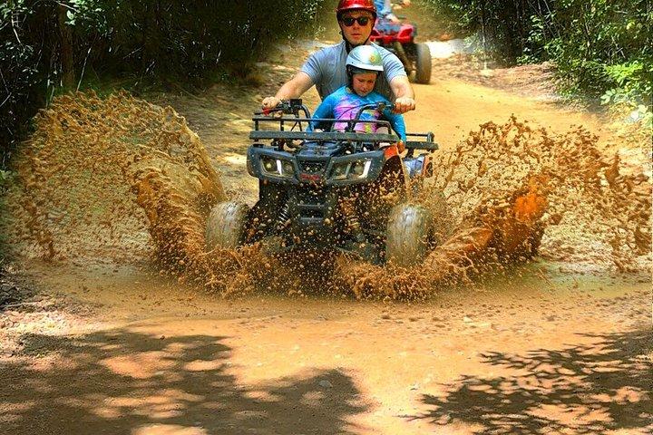 カンクン・メガコンボ：乗馬、ATV、ジップライン、セノーテ