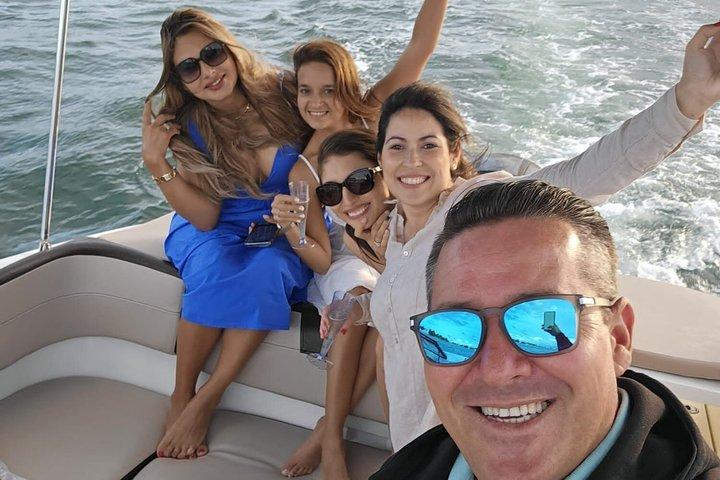 Miami Shared Small-Group Boat Tour: River, Bay & Skyline Views