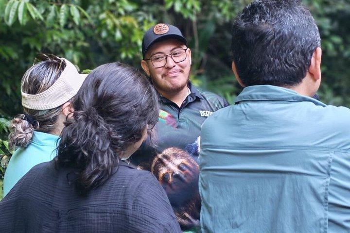 マヌエル・アントニオ国立公園ガイドハイキングと野生動物体験