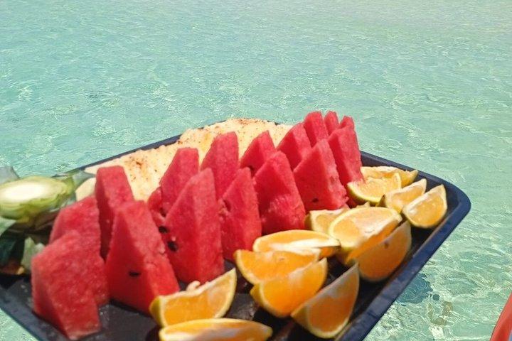 コスメル島のエル・シエロビーチでのシュノーケリングツアー（グループ参加）