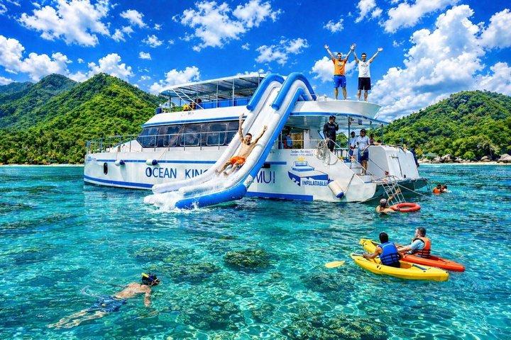 Ilha do Porco Sightseeing, snorkeling por catamarã de Koh Samui