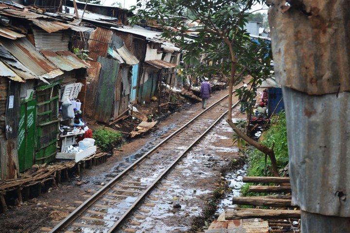 Il tour a piedi di Kibera Empowerment