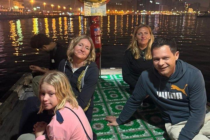 マリーナ、ビーチ＆アトランティスの夕景を楽しむドバイナイトシティツアー