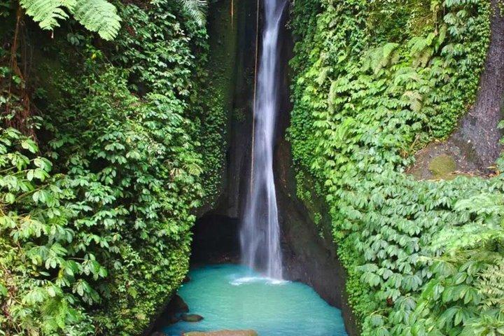 Bedugul: Ulun Danu, Handara Gate & Leke-Leke Falls Experience