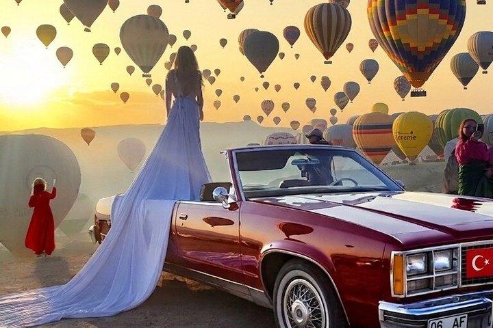 Sunrise hot air balloon ride og klassisk bil tur i Cappadocia