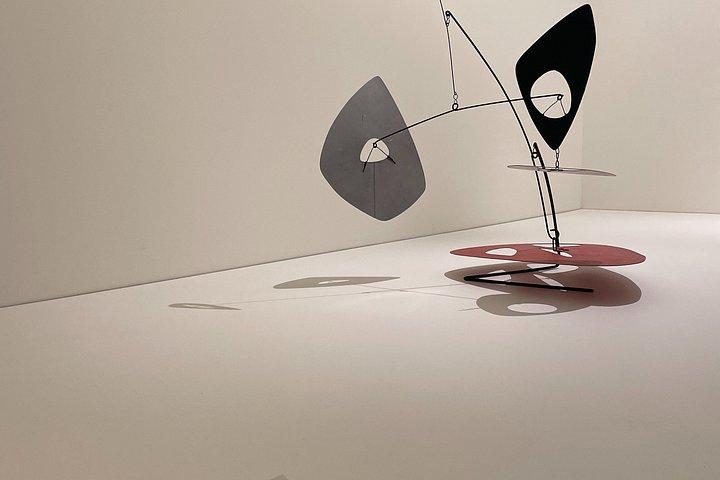 Fondation Louis Vuitton (Alexandre Calder) Private Tour