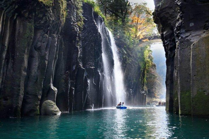 高千穂峡・高千穂鉄道＆天岩戸神社日帰りツアー