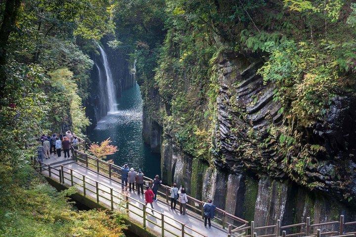 高千穂鉄道・高千穂渓谷＆天岩戸神社日帰り旅行
