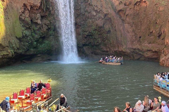 ouzoud滝日帰り旅行-マラケシュからウーズー滝日帰り旅行