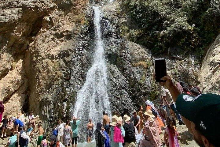 ouzoud滝日帰り旅行-マラケシュからウーズー滝日帰り旅行