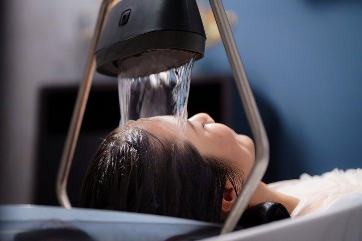 Tokyo Head Spa & Massagem do couro cabeludo: o primeiro ritual onsen da cabeça do Japão