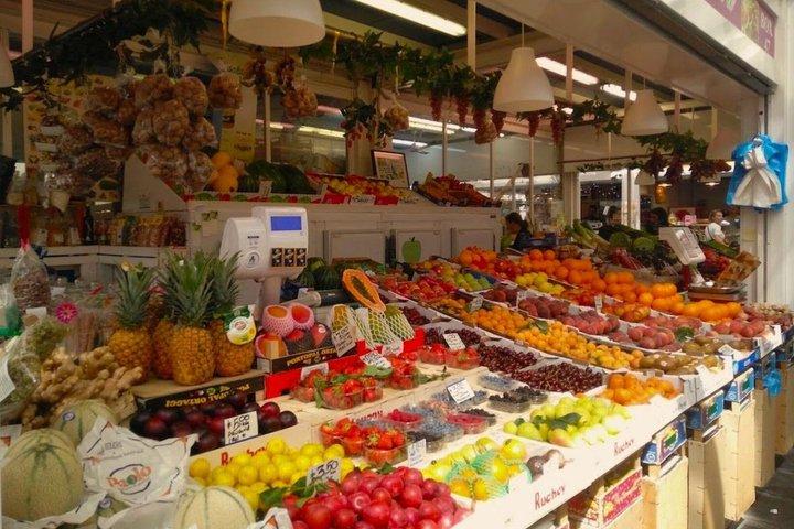 市場見学と試食付きテスタチオ地区ガイドツアー