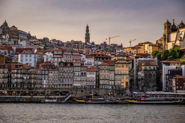 From Lisbon: Porto Private Day Tour with Wine or Boat Option