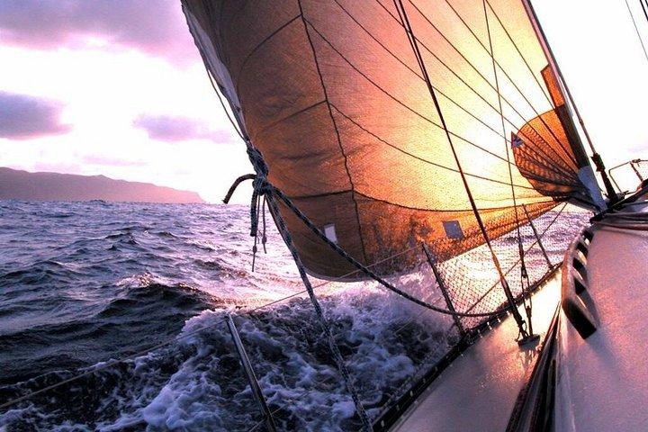 Privat par solnedgang sejltur i San Diego