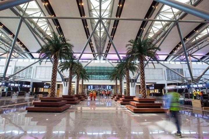 アル・バスタン宮殿マスカットへのプライベート空港ピックアップ