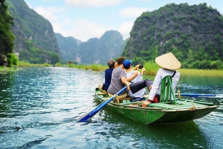 Från Ha Noi: Ninh Binh Hoa Lu Tam Coc eller Trang An Mua Cave