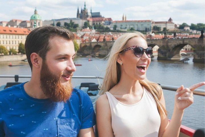 Best of Prague with Sightseeing Bus Tour, Cruise & Castle Entry