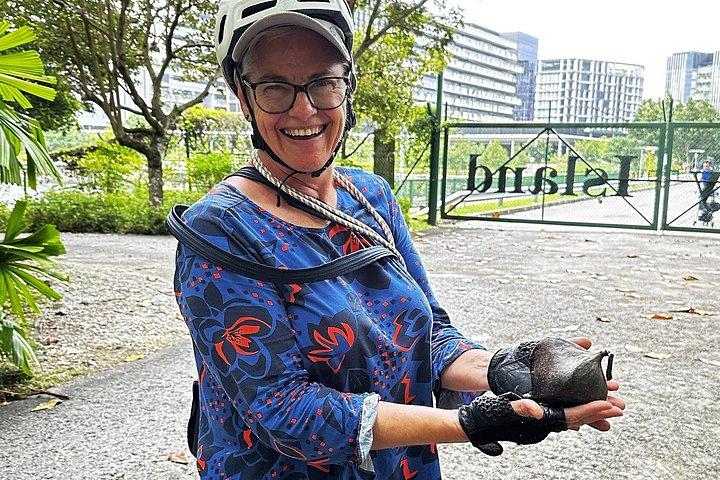 シンガポールサンライズサイクリングツアー（隠れた自然+ローカル朝食）