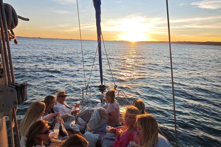 Excursion en voilier au coucher du soleil sur le fleuve Tejo 2h