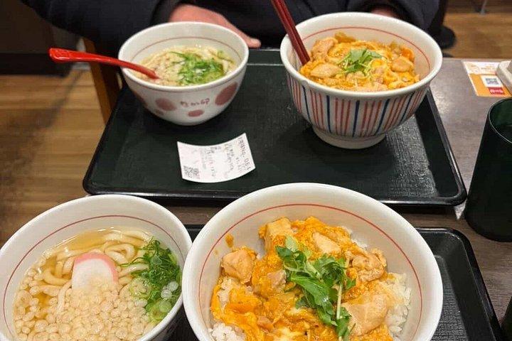 忍者ガイドと行く大阪マトリックスとローカルフードツアーへようこそ