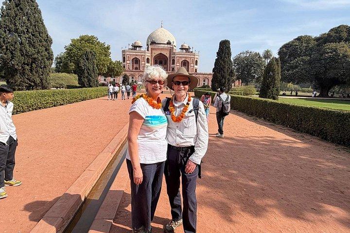 Delhi：オールド＆ニューデリーガイド付きフルまたは半日ツアー体験