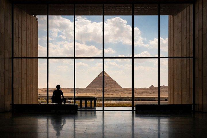 シャルム・エル・シェイクからバスで行くギザのピラミッドとGEM