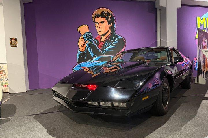 Visite o Museu do Motor em um TESLA