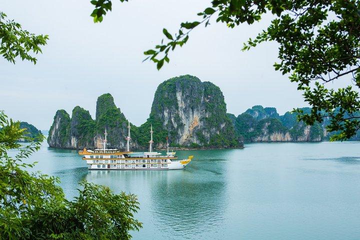2-Day Dragon Legend Cruise to Hidden Beauty of Bai Tu Long Bay