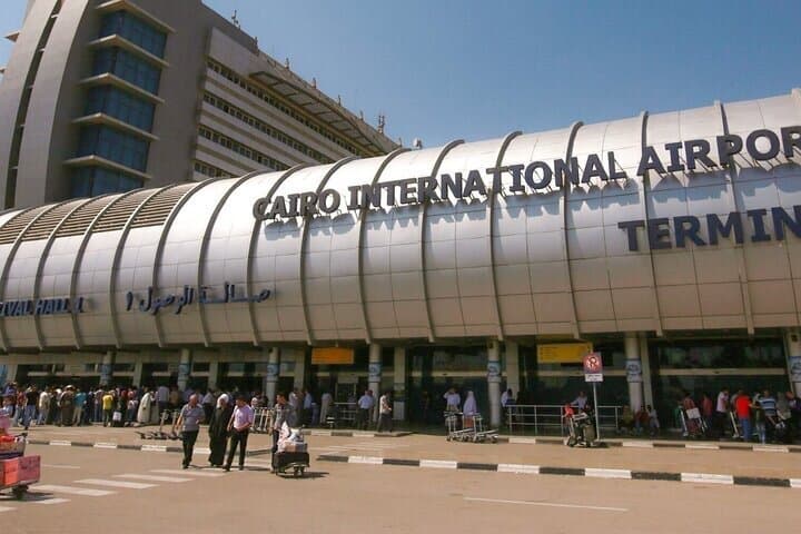 Meet and Greet Private Transfer from Cairo Airport to Cairo and Giza Hotel