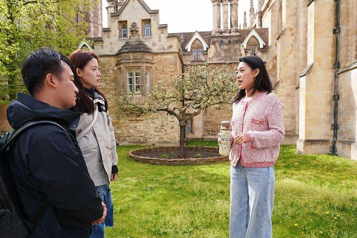 Cambridge University Private Walking Tour by Student™