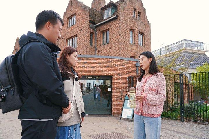 Cambridge University Private Walking Tour by Student™