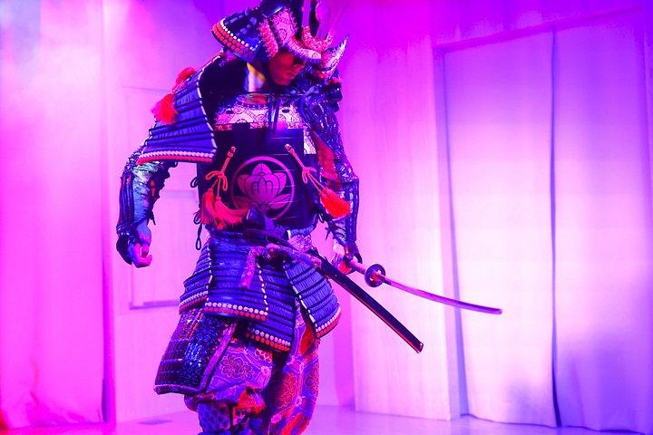 東京：和風ダンスシアター 浅草香和（かぐわ）