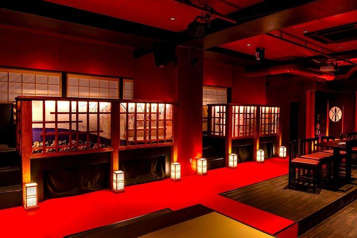 東京：和風ダンスシアター 浅草香和（かぐわ）