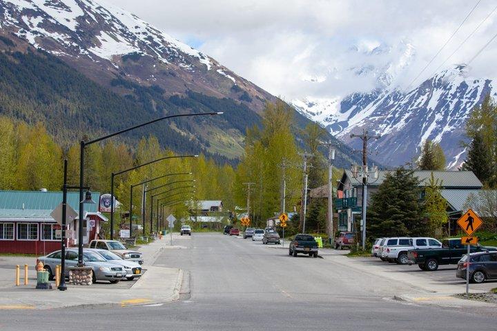 Scenic Anchorage naar Girdwood Tour met lokale delicatessen