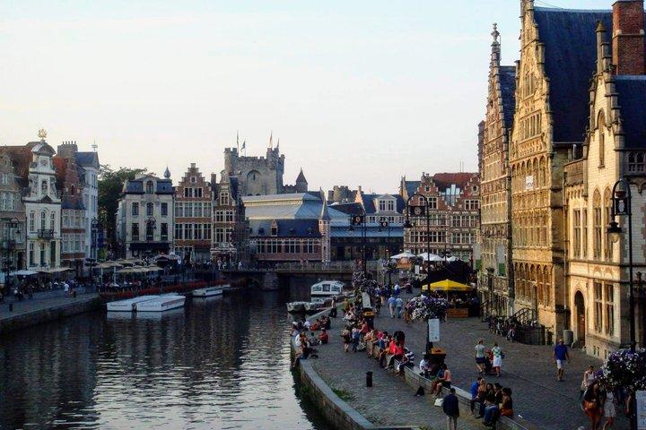Private Shore Tour: Gent med båd på 2 timer