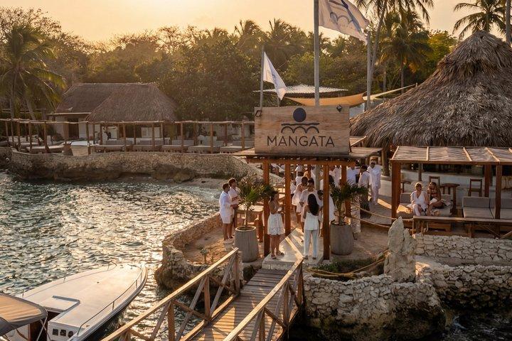 Adult Party Boat til Mangata Beach Club og Cholon 22 personer