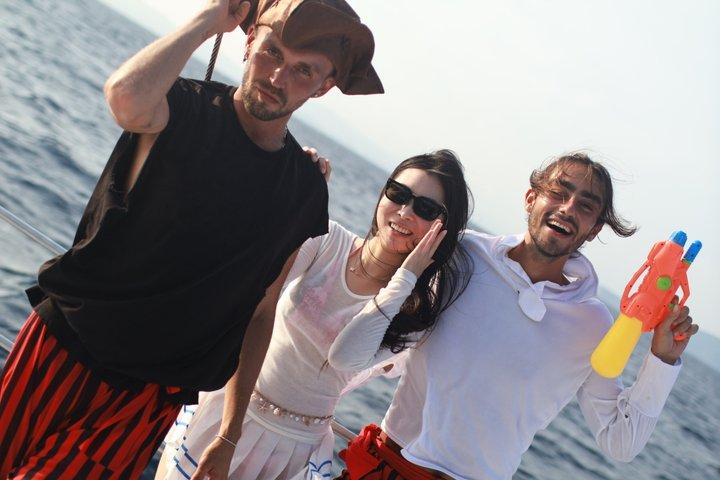 Phuket : Excursion en catamaran avec mousse dans les îles