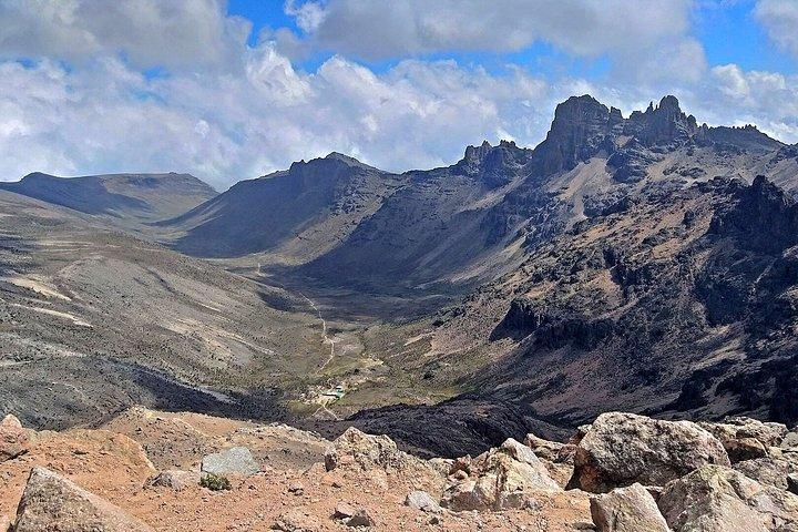 ケニア山登山シリモンルート2泊