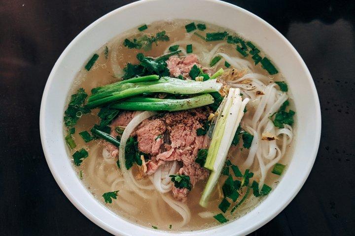 Ho Chi Minh City Authentic Food Tour - Excursão à costa