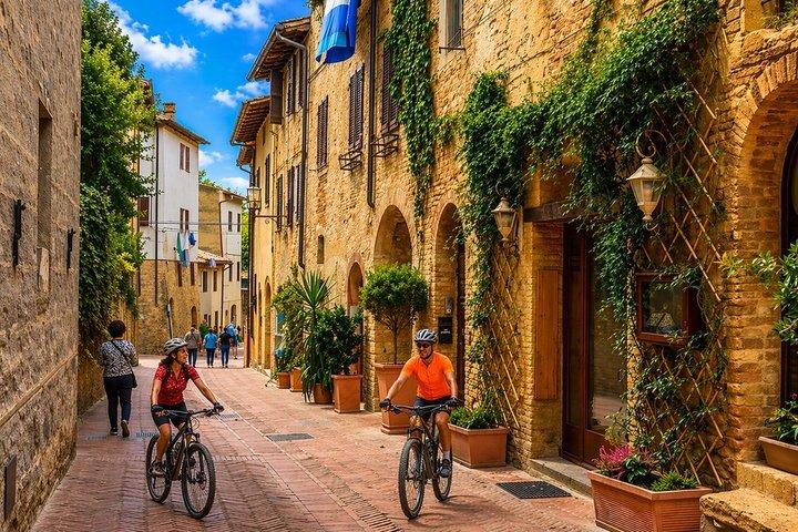 San Gimignano : Tour en eBike Virtual-Guided