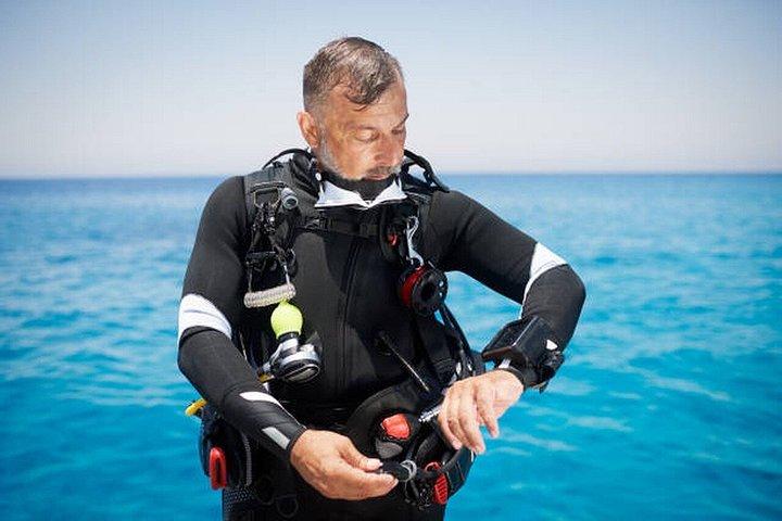 Hurghada: Dive Experience for Beginners or Certified Divers