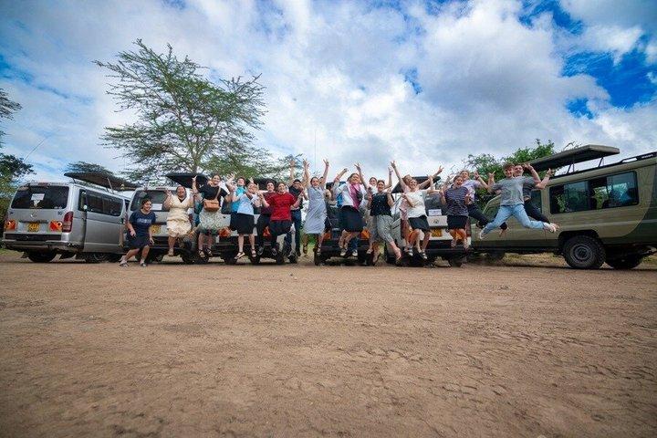 Excursion privée d'une journée dans le parc national de Nairobi en 4X4 Safari Landcruiser