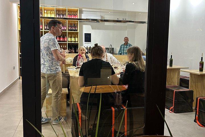 Learn to Taste Wine Like a Sommelier: Interactive Wine Tasting