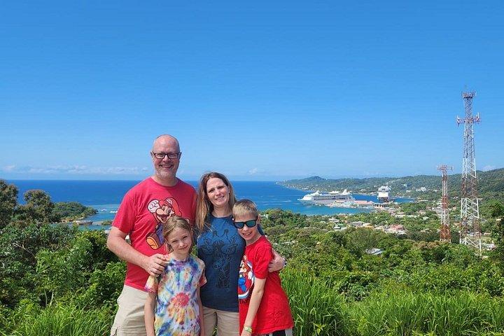 Private Customize Roatán Island Tour chocolate Rum local guide