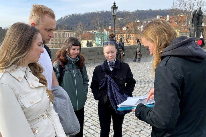 Excursão em grupo pequeno pela Cidade Velha de Praga e Bairro Judeu, em alemão.