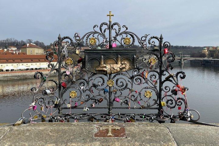 Excursão em grupo pequeno pela Cidade Velha de Praga e Bairro Judeu, em alemão.
