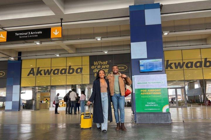 ミート＆グリート付きプライベートアクラ空港送迎