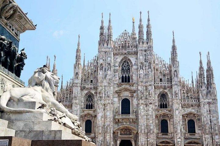 Private Milan Golf Cart Tour Explore the City