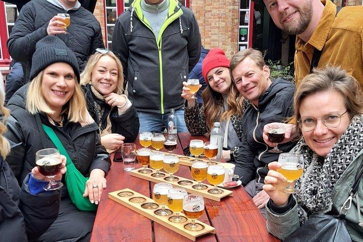 Tour gastronomico per piccoli gruppi: otto degustazioni d'autore di Bruges