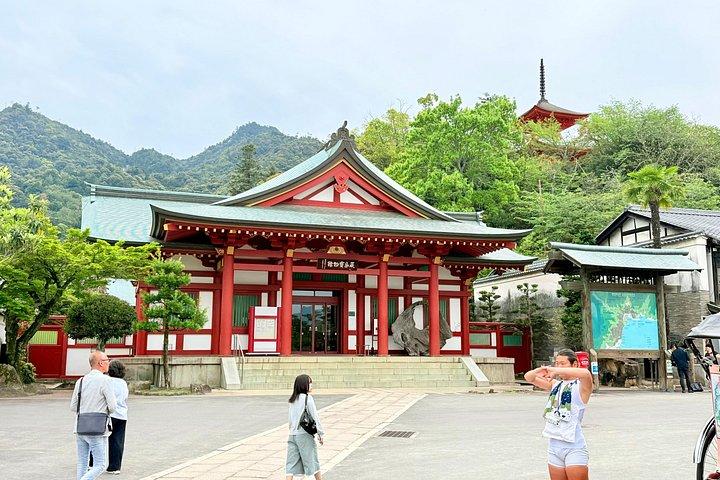 広島・宮島ユネスコ世界遺産プライベートツアー